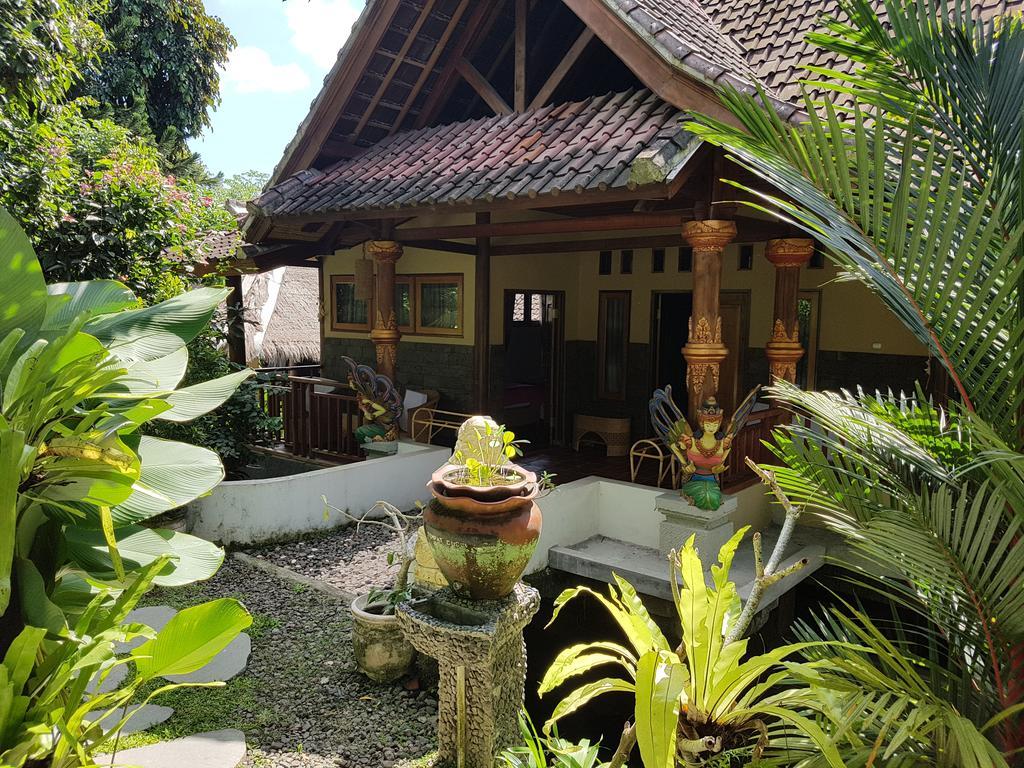 Villa Bale Seni มาตารัม ภายนอก รูปภาพ