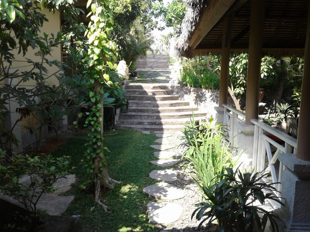 Villa Bale Seni มาตารัม ภายนอก รูปภาพ