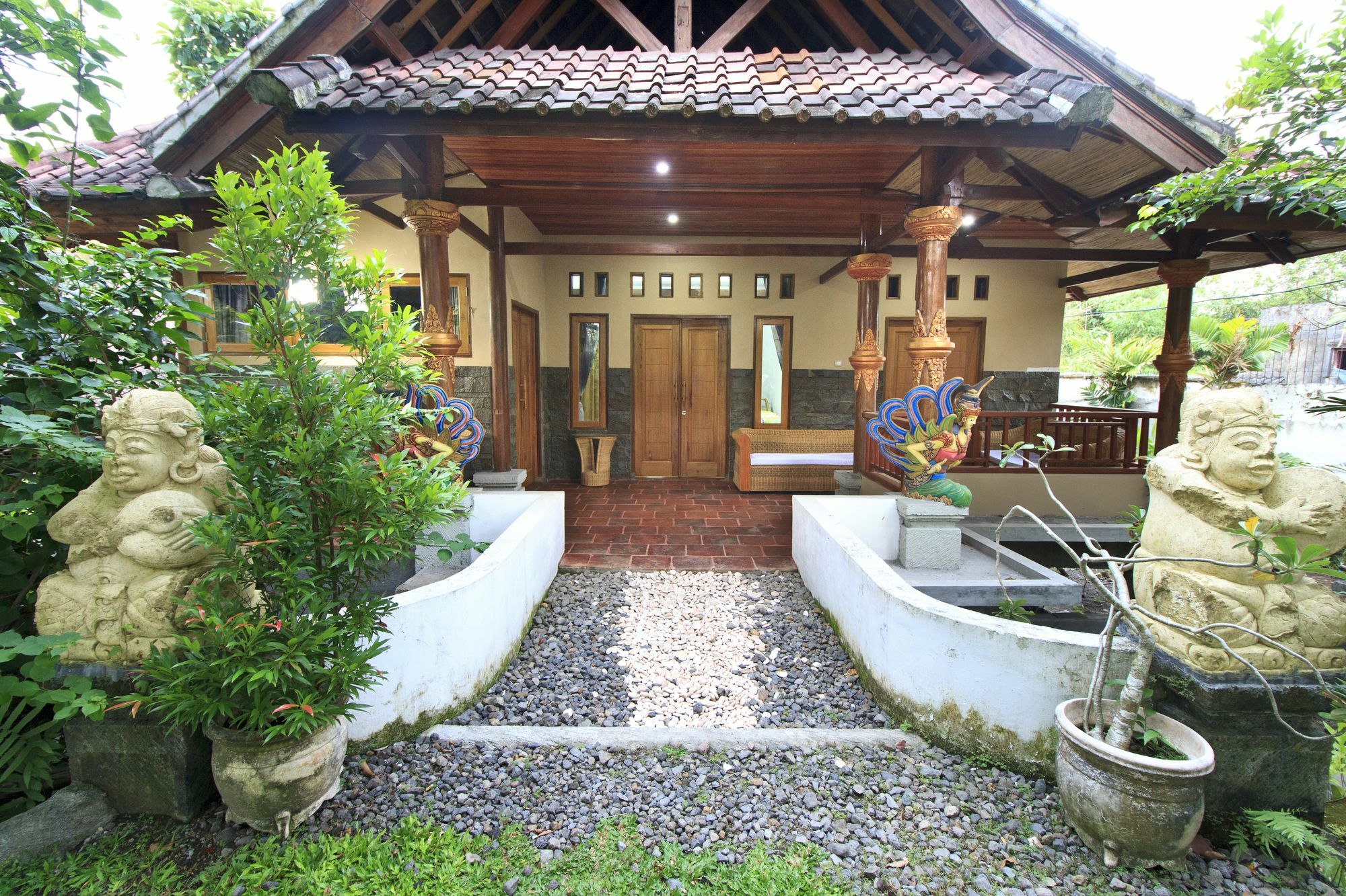 Villa Bale Seni มาตารัม ภายนอก รูปภาพ
